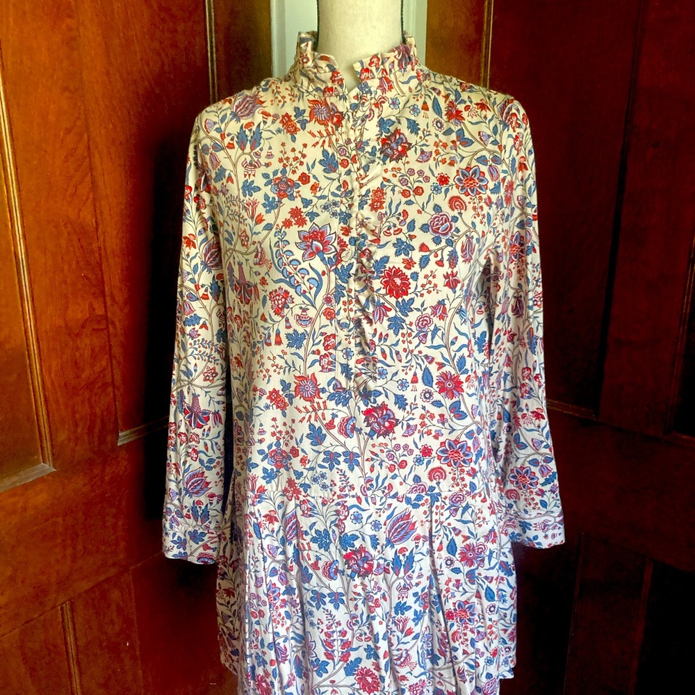 Tuckernuck Tate dress sized medium - gorgeous fabric and high quality!